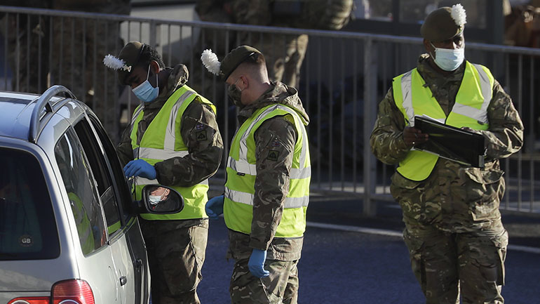 Βρετανία: Ακόμα περισσότεροι στρατιώτες αναπτύσσονται στο λιμάνι του Ντόβερ